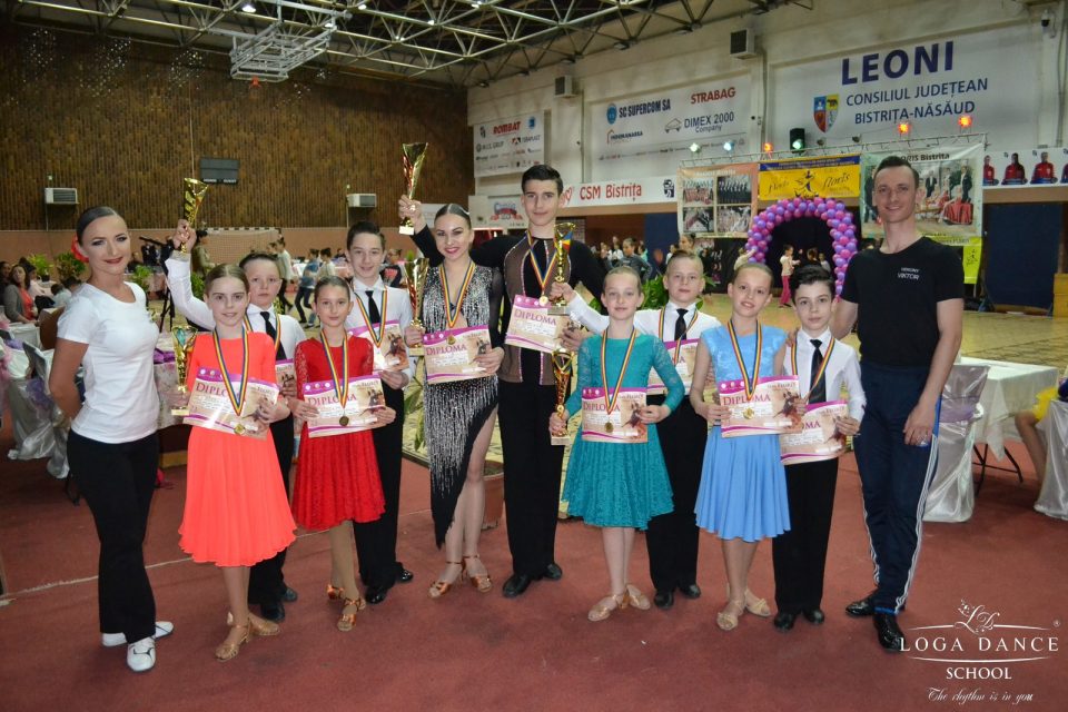 Loga Dance School la Cupa Floris