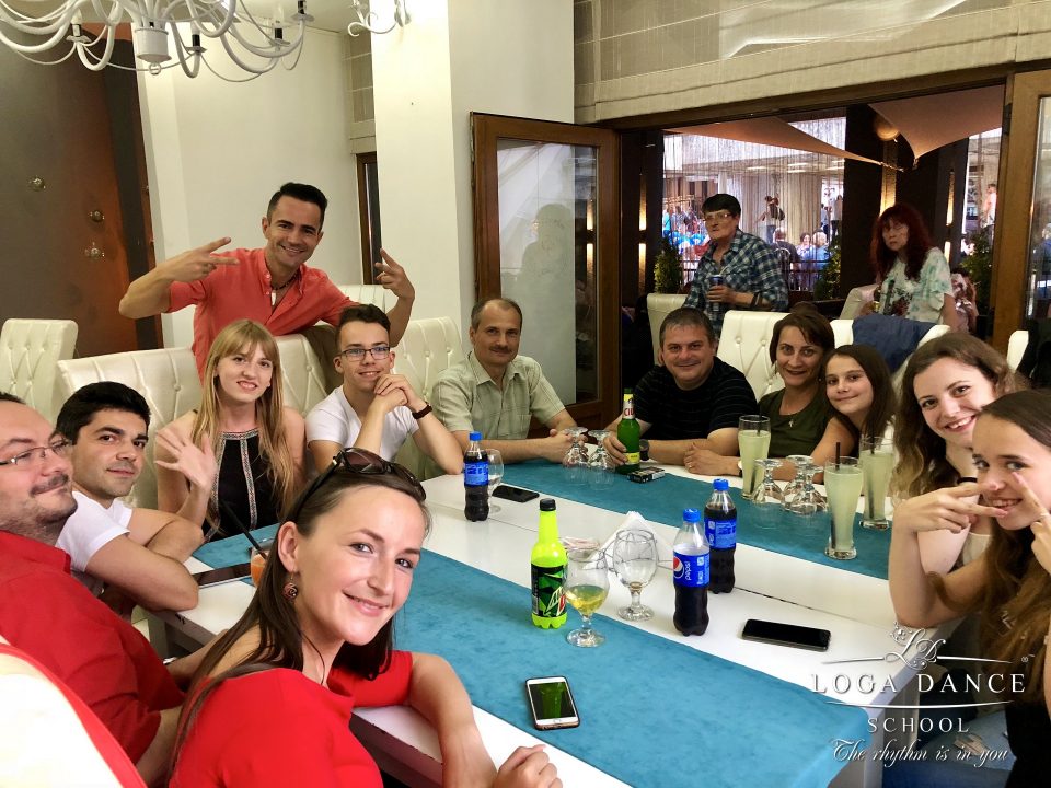 La pizzerie cu sportivii in oras