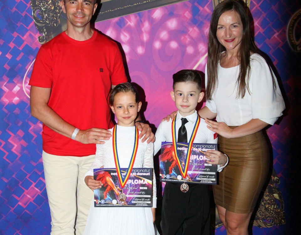 Loga Dance School la Campionatul National de 10 Dansuri